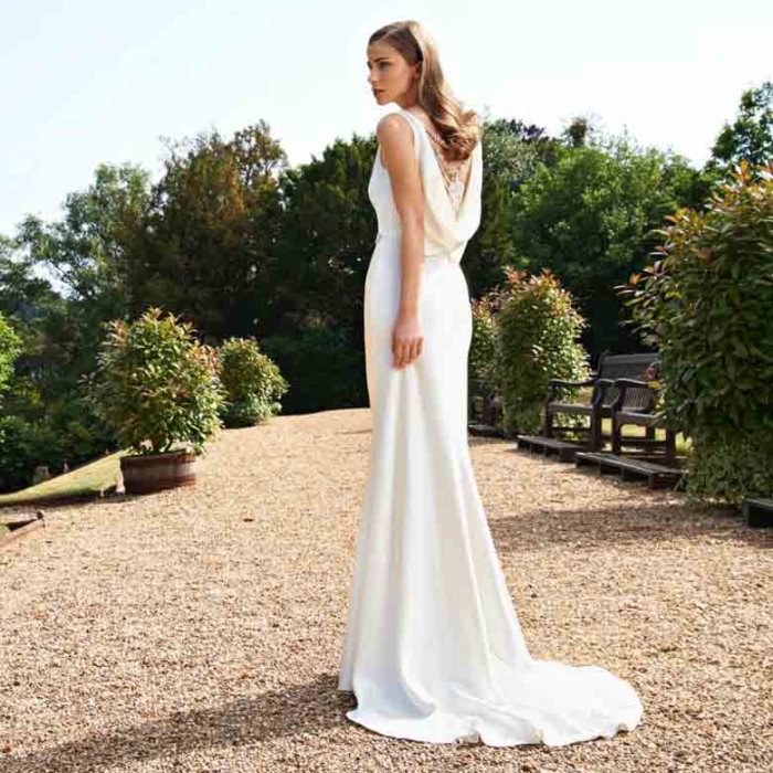 How to figure out your wedding dress style