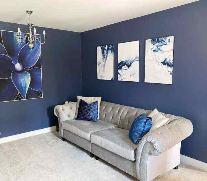 How to decorate a blue room for fall